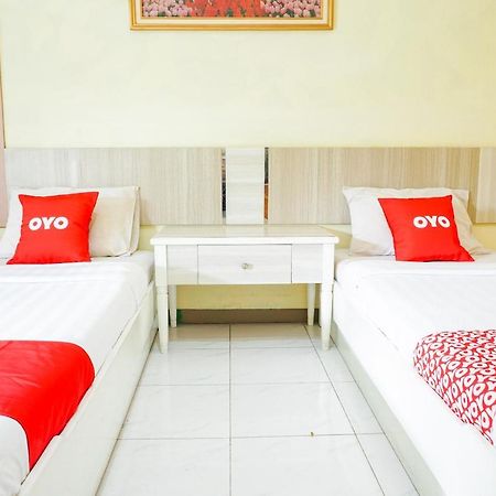 Oyo 2085 Chrysanta Hotel Bandung Extérieur photo