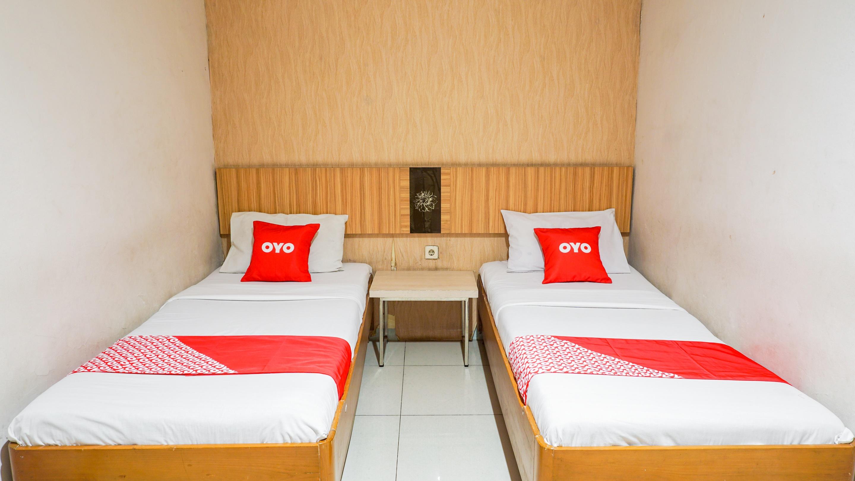 Oyo 2085 Chrysanta Hotel Bandung Extérieur photo