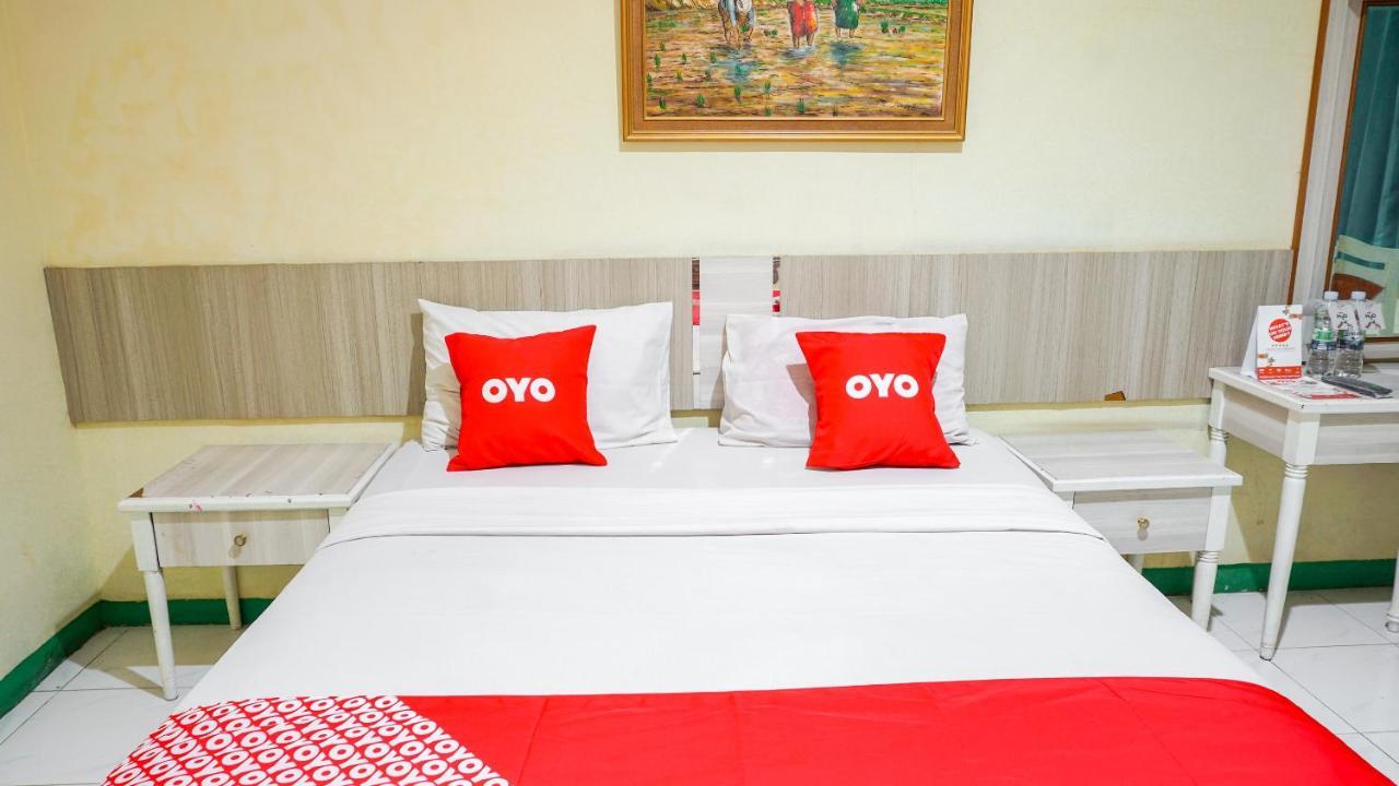 Oyo 2085 Chrysanta Hotel Bandung Extérieur photo