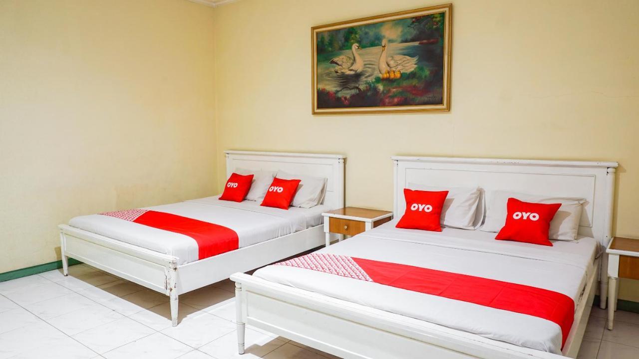 Oyo 2085 Chrysanta Hotel Bandung Extérieur photo