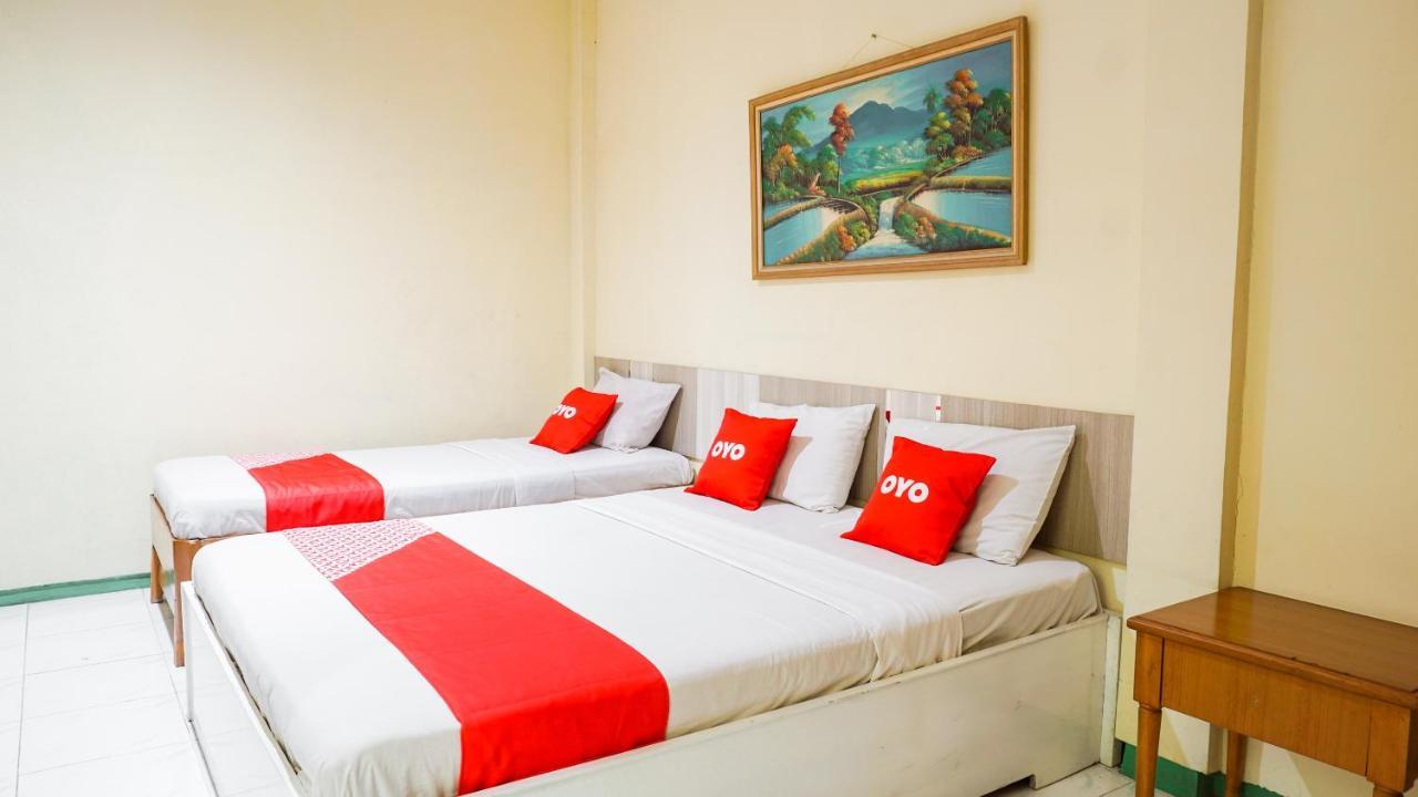 Oyo 2085 Chrysanta Hotel Bandung Extérieur photo