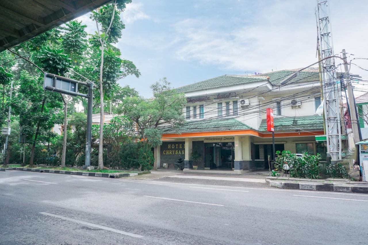 Oyo 2085 Chrysanta Hotel Bandung Extérieur photo