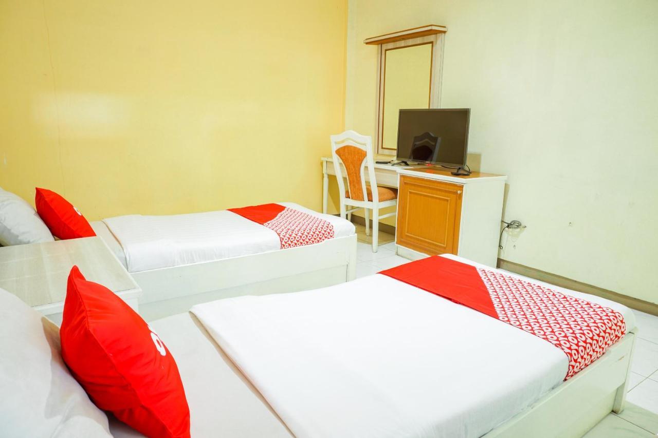 Oyo 2085 Chrysanta Hotel Bandung Extérieur photo