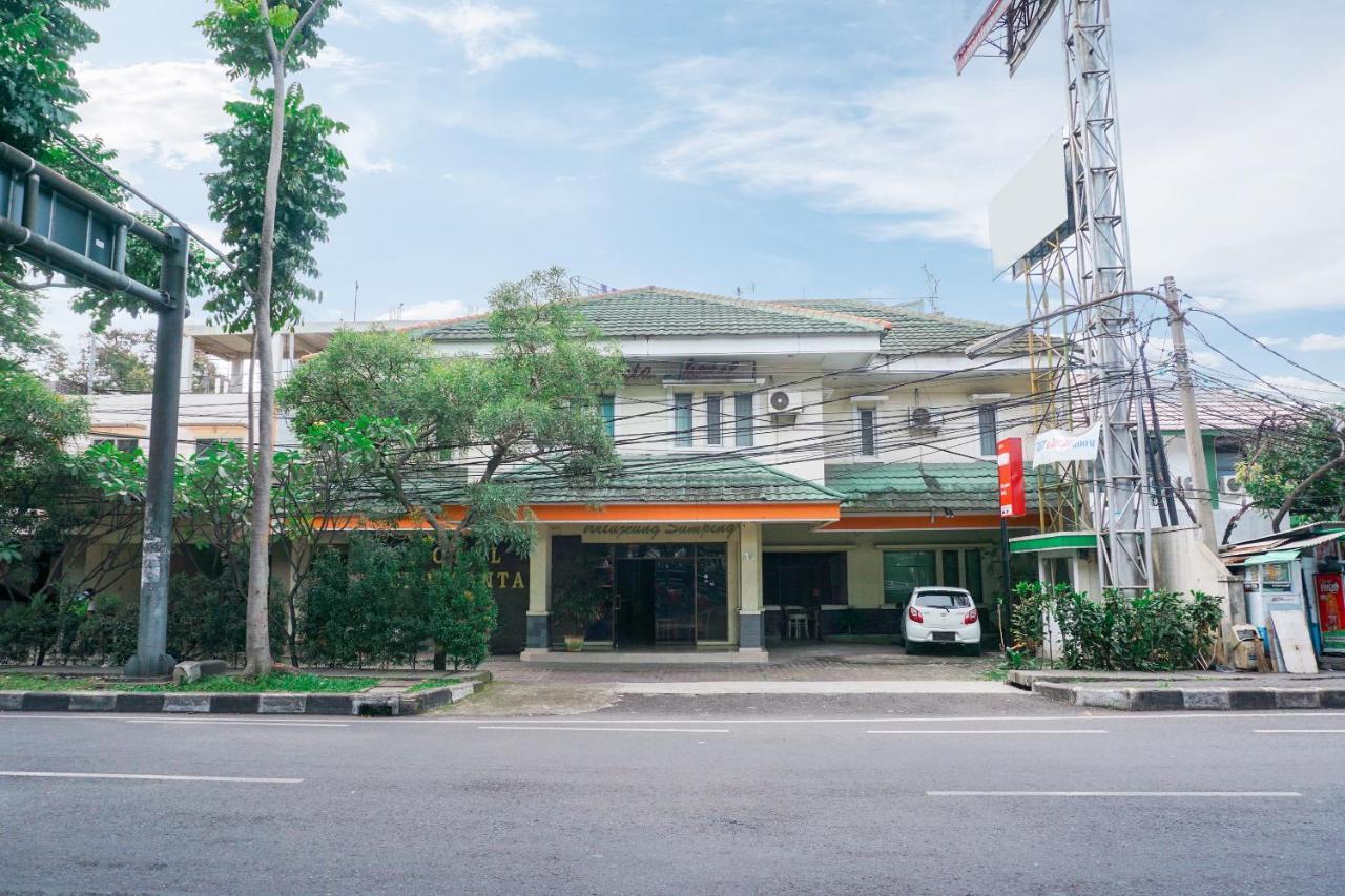 Oyo 2085 Chrysanta Hotel Bandung Extérieur photo